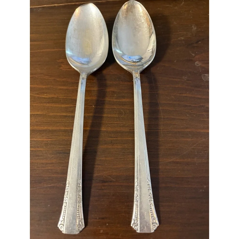 Oneida 1881 Rogers Floral Queen Silverplate Serving Spoons Set of 2 Vintage